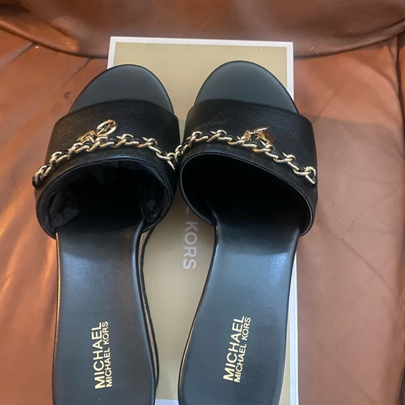 Michael kors Sandals - Picture 4 of 6